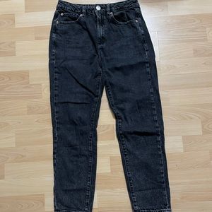 Garage Mom Jean Washed Out Black
